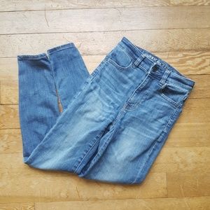 American Eagle light wash high waist jegging 0-2